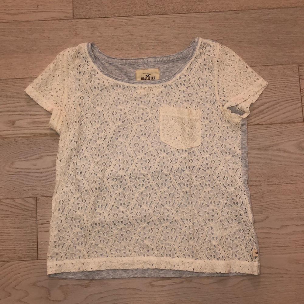 Hollister T-shirt